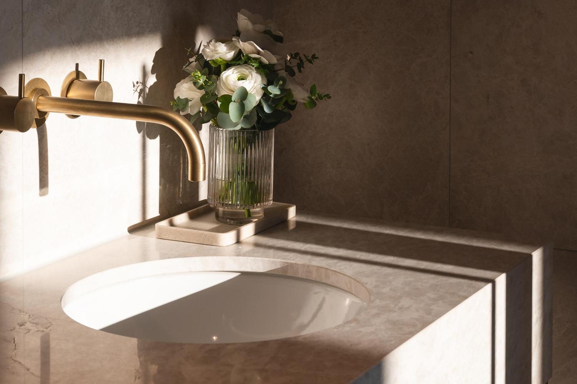 Готель Almanac Palais Відень Екстер'єр фото A 3D rendering of a bathroom